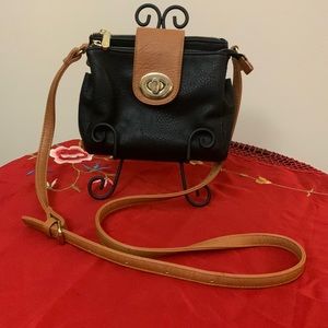 EUC CHARMING CHARLIE Crossbody